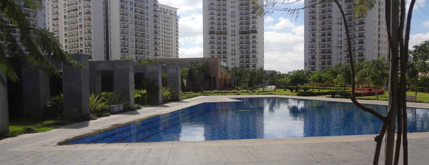 embassy-springs-lakeside-promenade